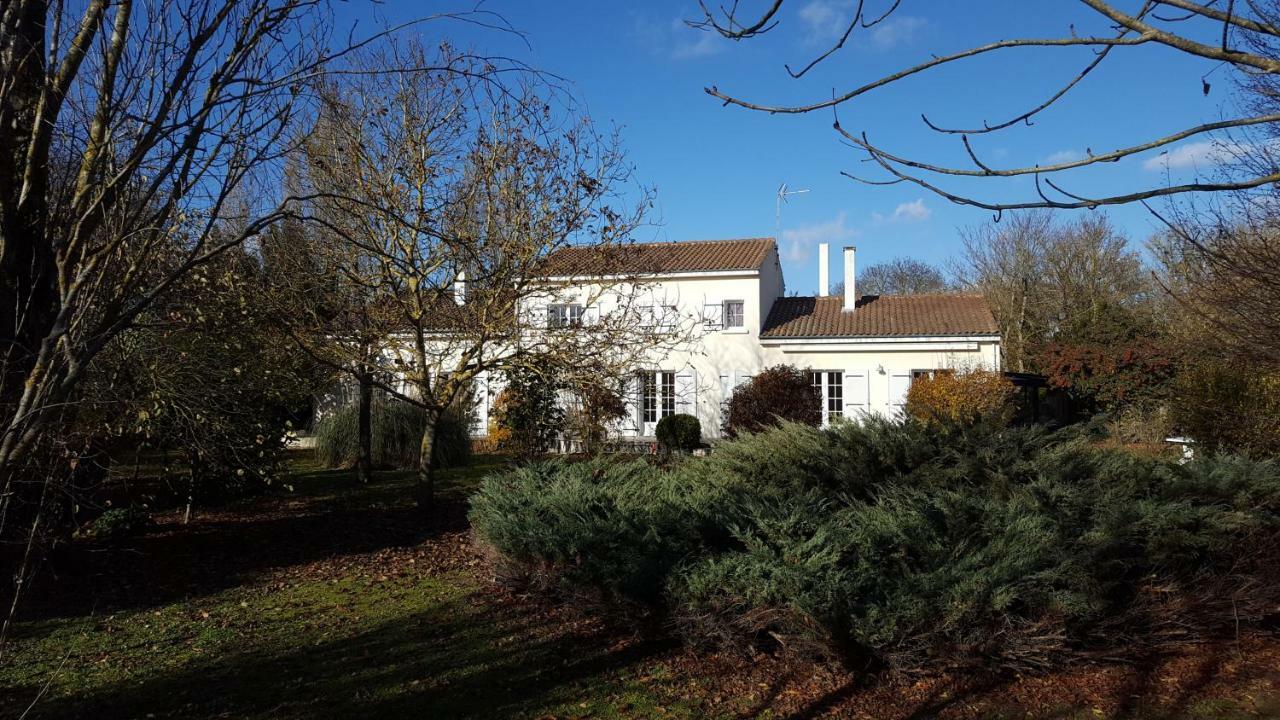 Villa L'Abri D'Emilie à Saint-Xandre Extérieur photo