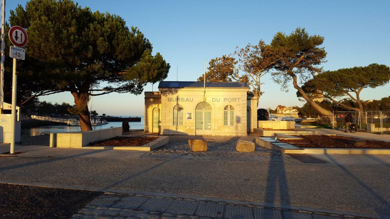 Villa L'Abri D'Emilie à Saint-Xandre Extérieur photo