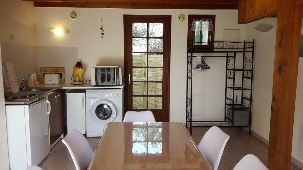 Villa L'Abri D'Emilie à Saint-Xandre Extérieur photo