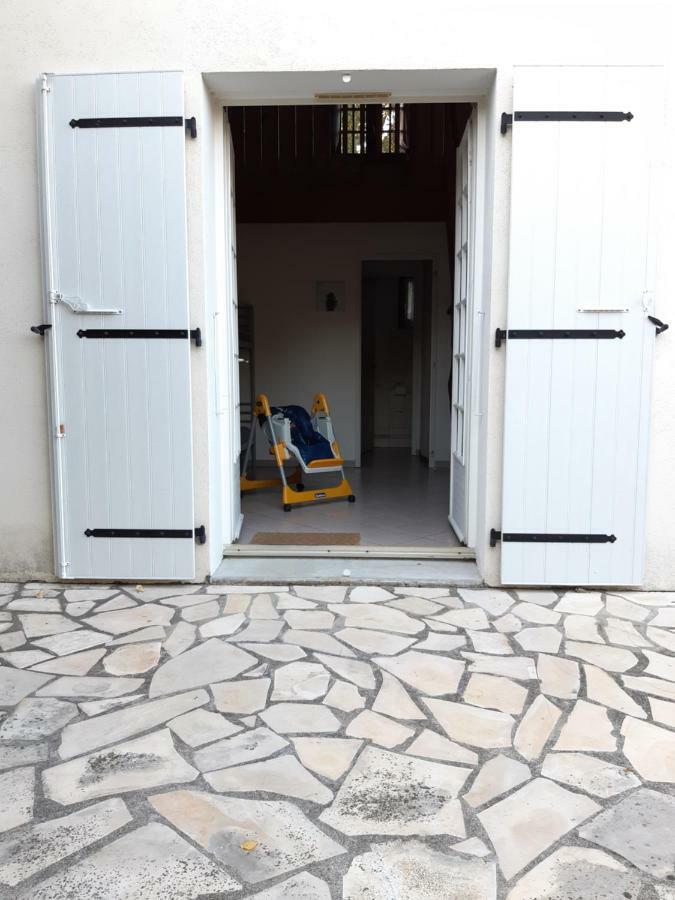 Villa L'Abri D'Emilie à Saint-Xandre Extérieur photo